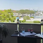 Aprilia Апартаменты